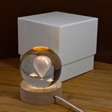 LUCE NOTTURNA SFERA LED CUORE O MONGOLFIERA 